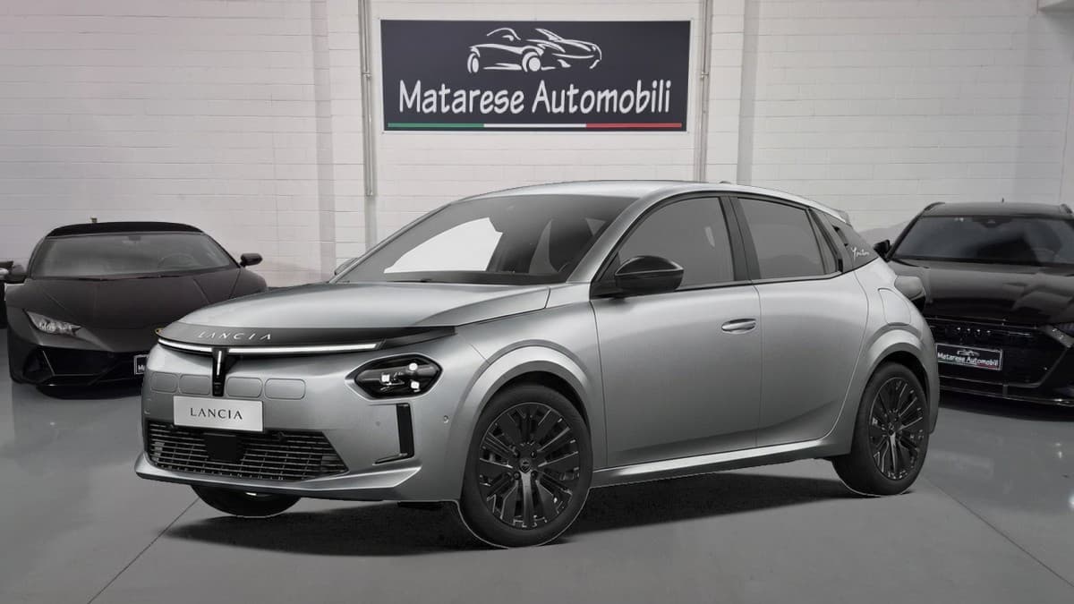 Lancia Ypsilon 1.2 Mhev E-dct