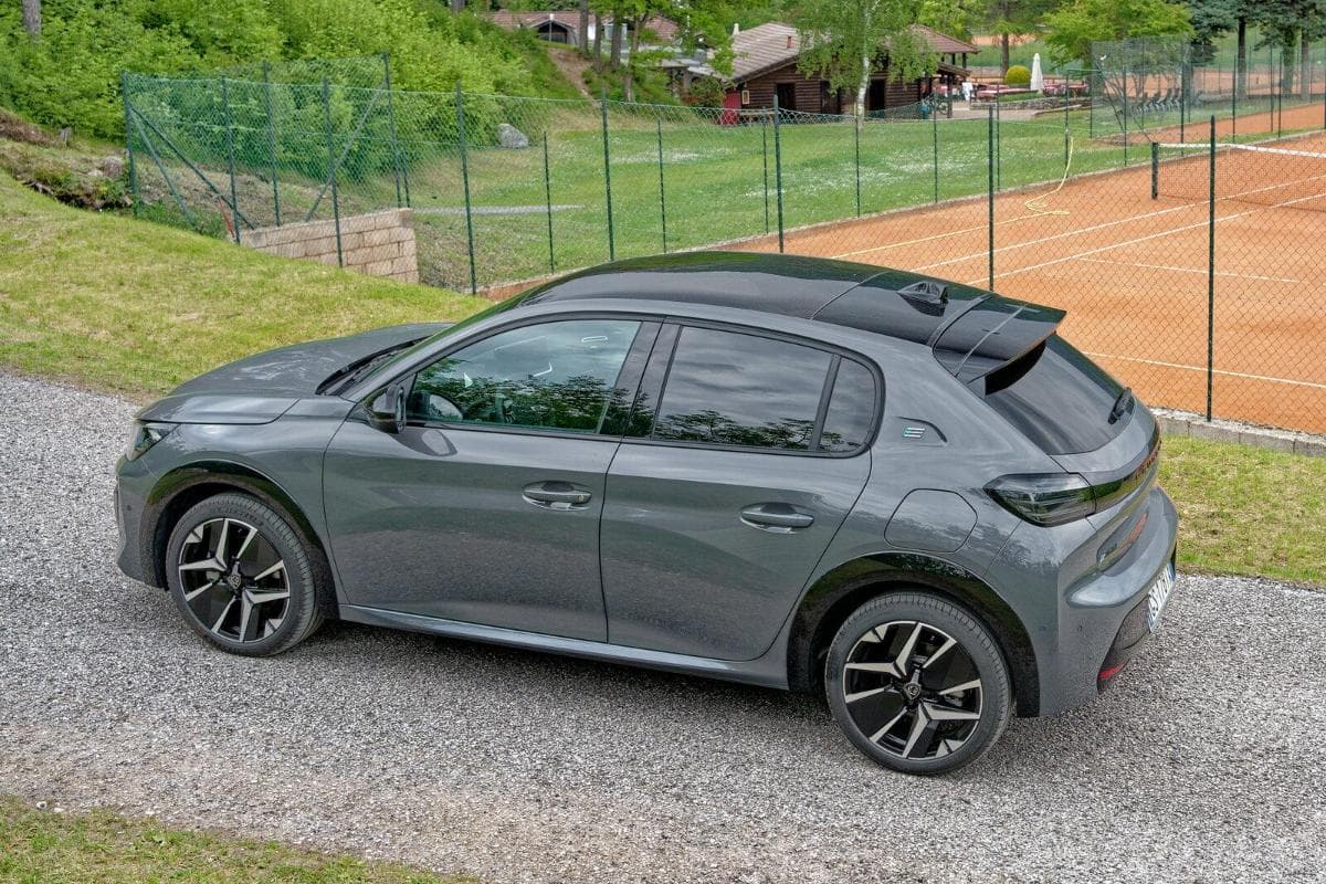 Peugeot 208 1.2 Turbo Allure 100cv