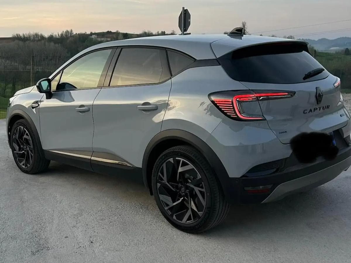 Renault Captur 1.3 Mild Hybrid Esprit Alpine 160cv Edc