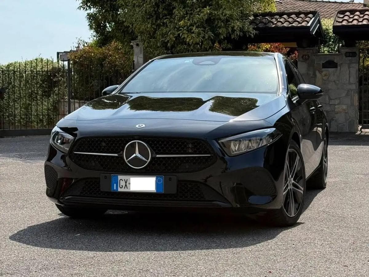Mercedes A 180 - foto 1