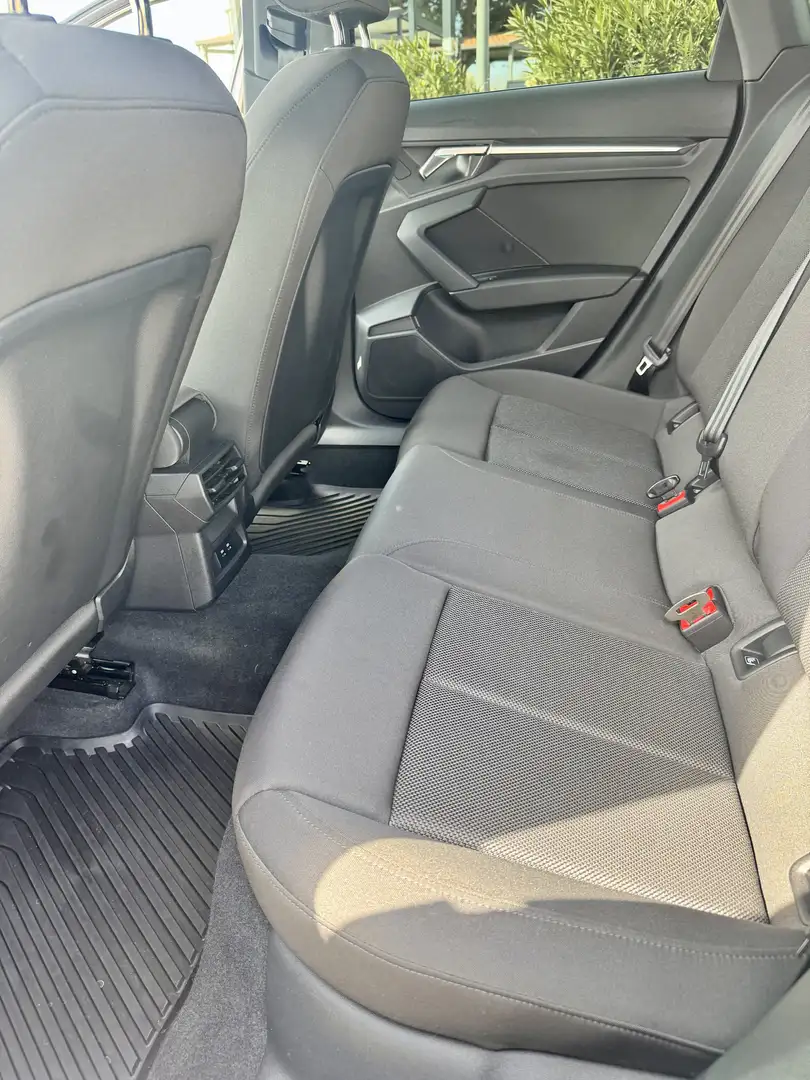 Audi A3 - foto 8
