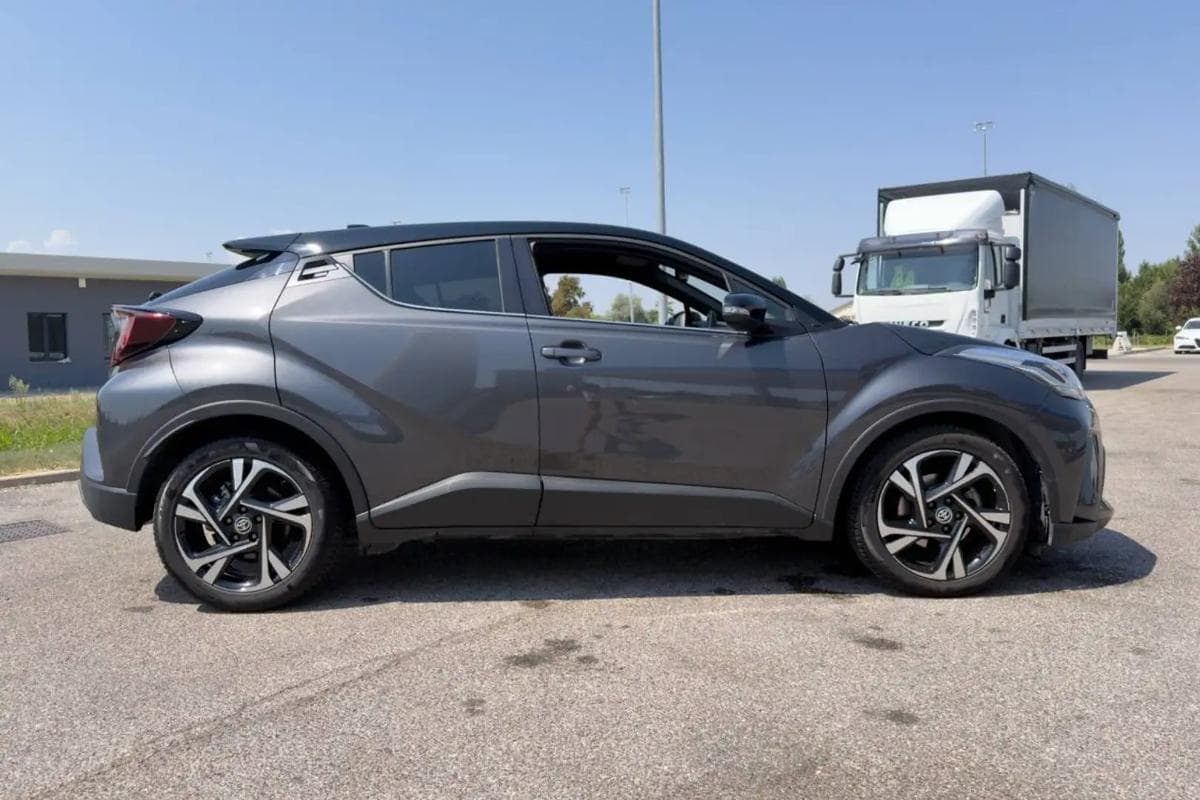 Toyota C-hr - foto 6
