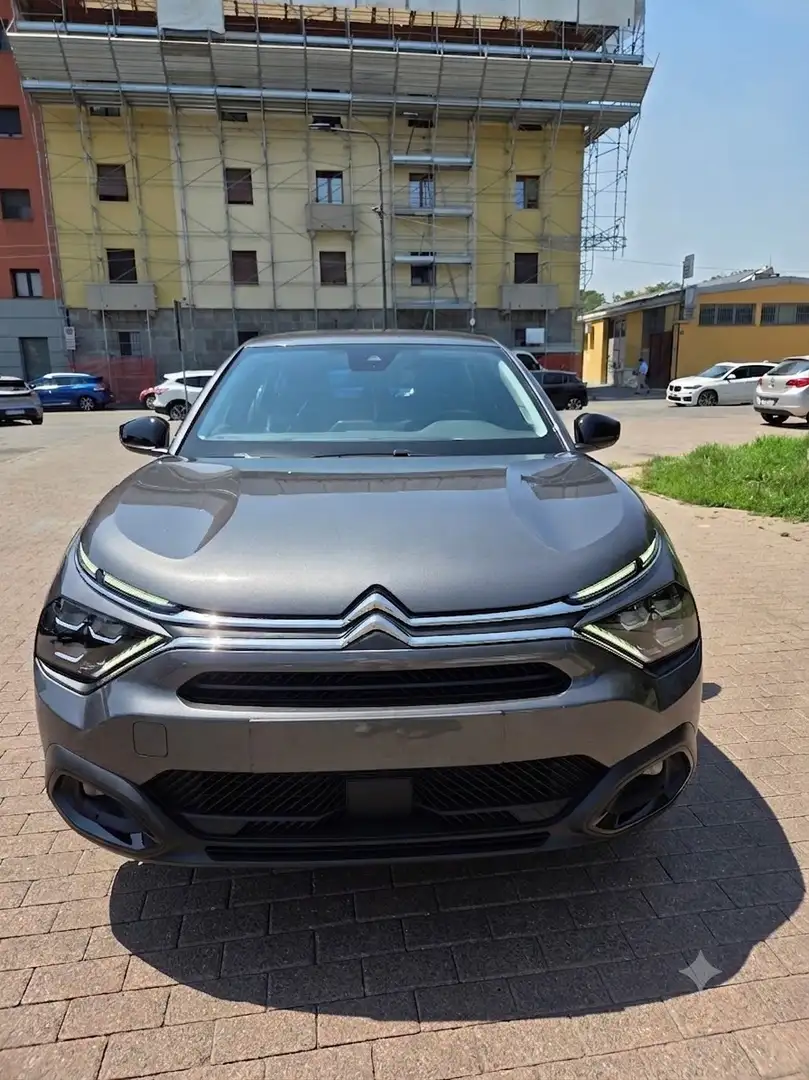 Citroen C4 - foto 1