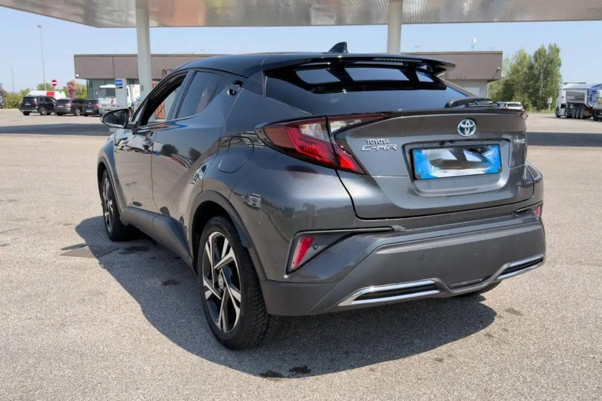 Toyota C-hr - foto 4